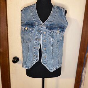 Universal Thread Light Blue Denim Vest